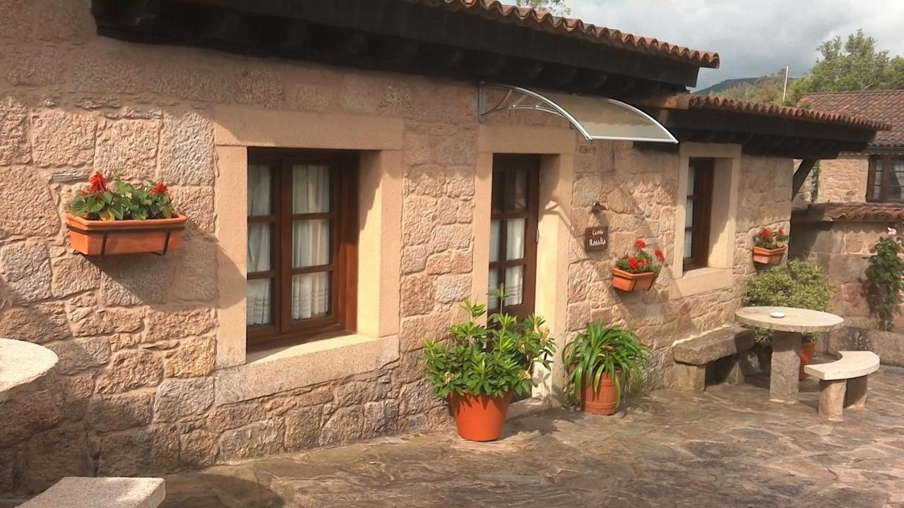 בית הארחה As Mirans 	Aldea Os Muinos מראה חיצוני תמונה
