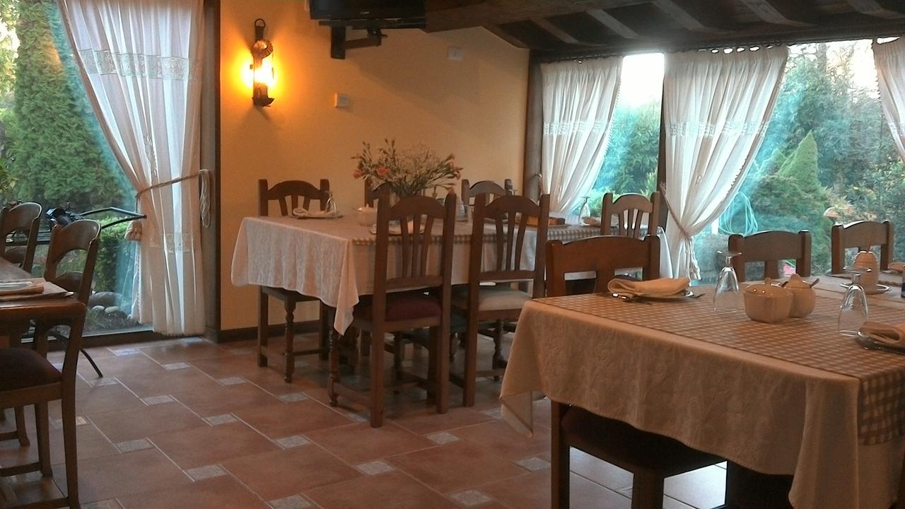 בית הארחה As Mirans 	Aldea Os Muinos מראה חיצוני תמונה